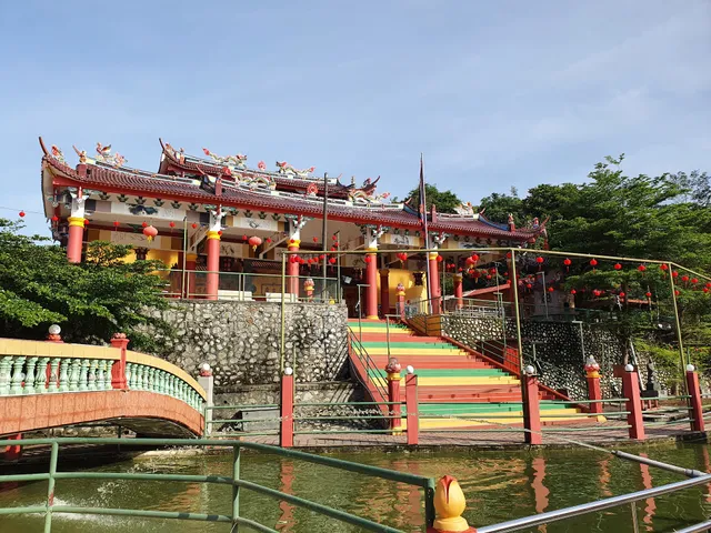 仙四师爷千古庙 Rumah Berhala Cheng Koo