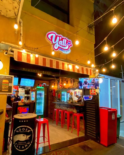 Y'All Burguer & BBQ | Hamburgueria | Salão e Delivery | Perdizes | Zona Oeste-SP