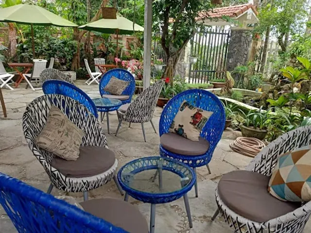 Rainbow Coffee & Restaurant Hoi An