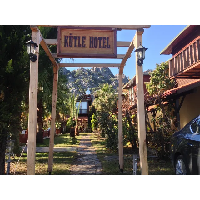 Kutle Hotel