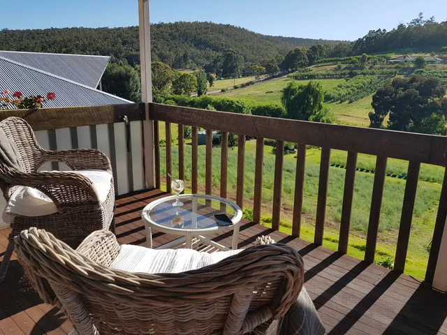 Bickley Valley Cottage