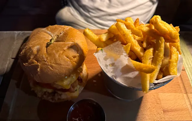 El Patio Restaurant – Bar Habana – La Terraza Rooftop