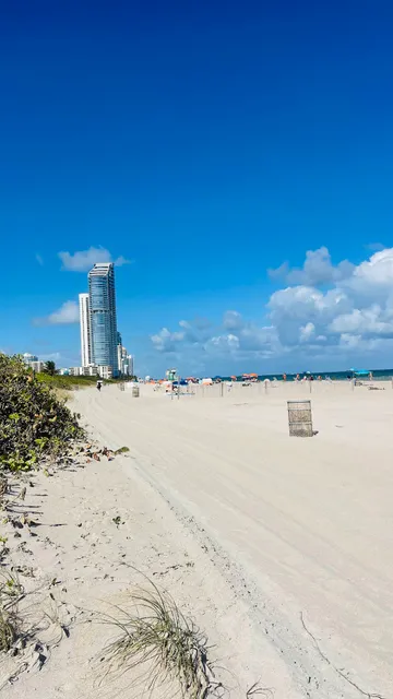 HAULOVER PARK (PLAYITA)