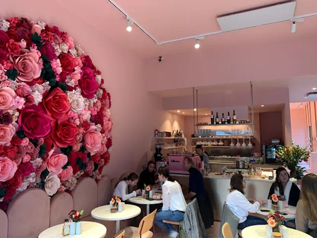 MOOY LUNCH CAFÉ - Melkmarkt 19