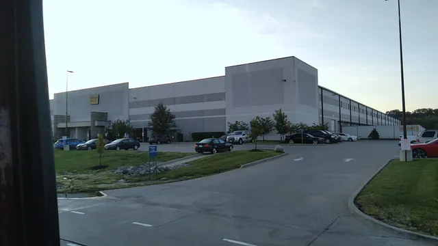 Best Buy Distribution Center