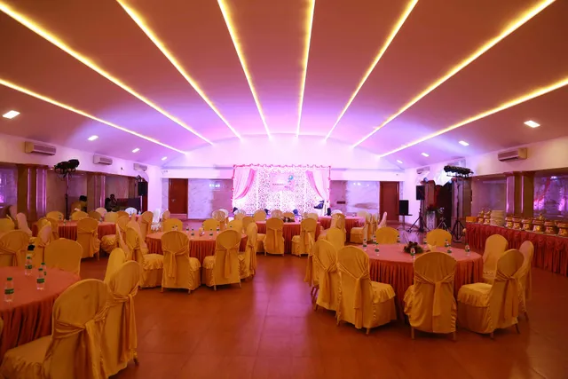 Geetham Veg Restaurant Navalur