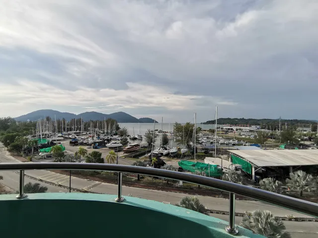 Jomy Homestay @Marina Island