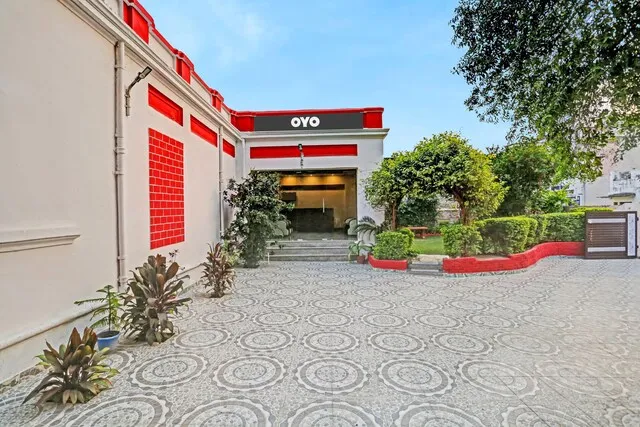 Super OYO Flagship Heritage House Hotel Prayagraj