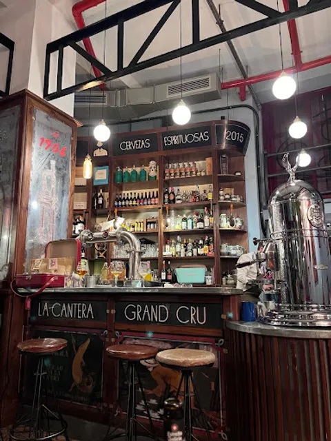 La Cantera Grand Cru Cafe