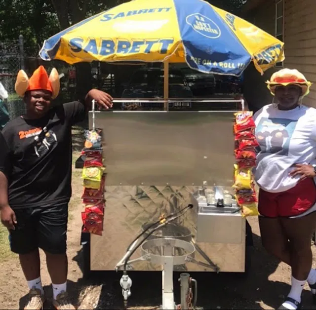 2DAWGS HOTDOGS AND HAMBURGERS