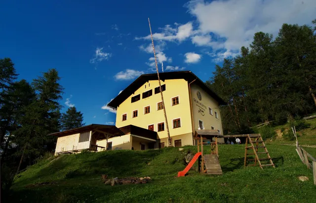 Skihütte Zams Tyrol Austria