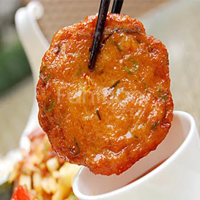 Very Thai (8 Street)