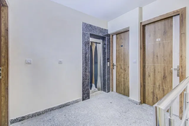 Collection O Hotel City near prem mandir