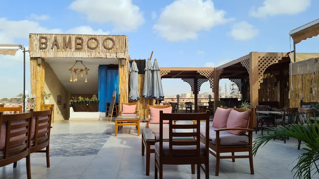 Sphinx Golden Gate Pyramids Hotel