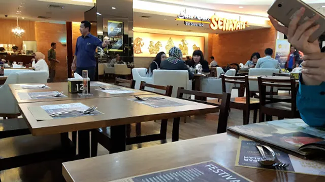 Sate Khas Senayan, FX