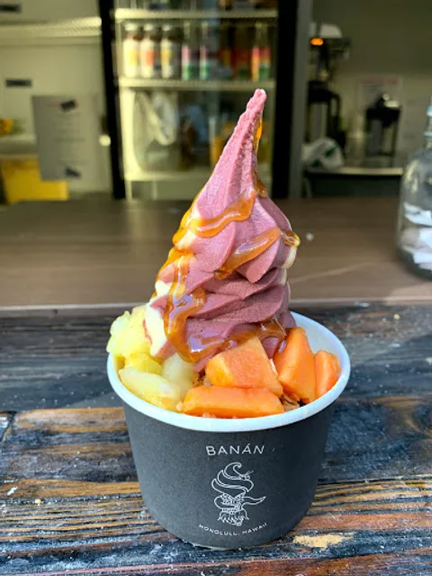 Banan Waikiki Beach Shack