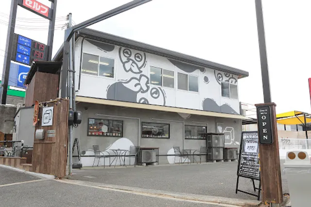 and cube cafe & ticktakuskate