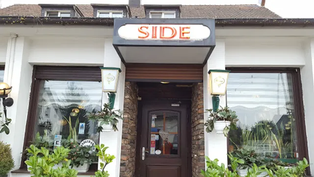 Restaurant Side