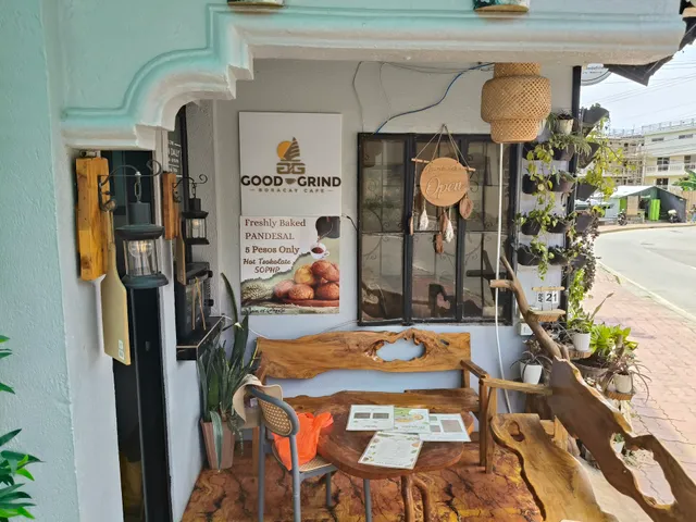 Good Grind Boracay Cafe