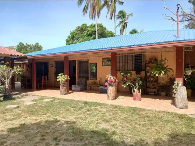 Casa Jardín Nueva Gorgona