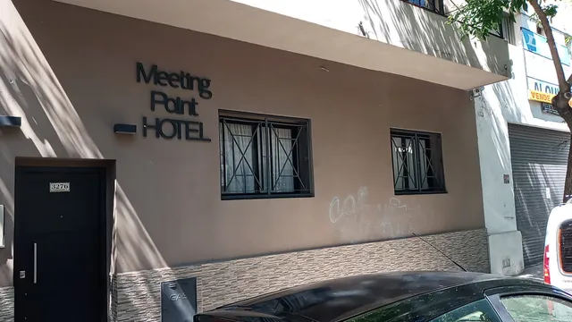 Meeting Point Hotel