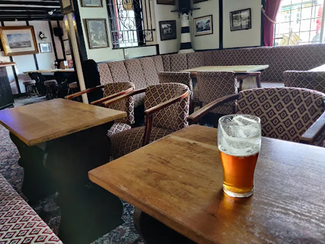 The Royal Dog & Duck