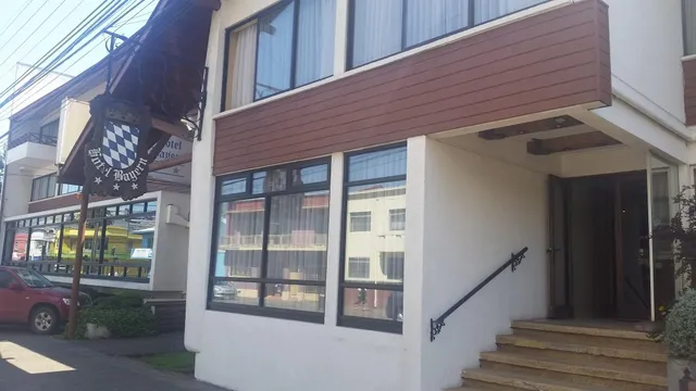 HOTEL BAYERN