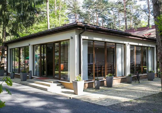 Ośrodek Wypoczynkowy Lublin Leśna Ryba - domki nad jeziorem, park linowy