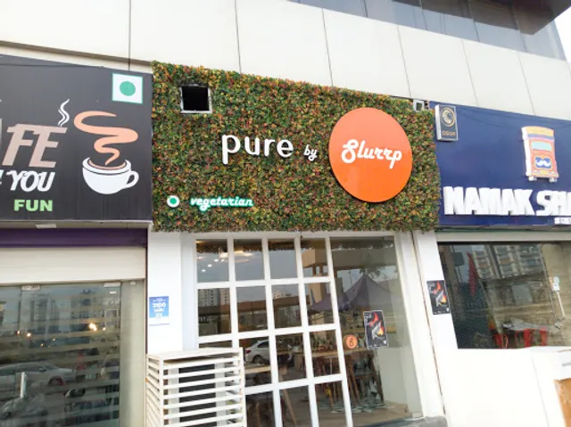 Tiffin Box by Slurrp