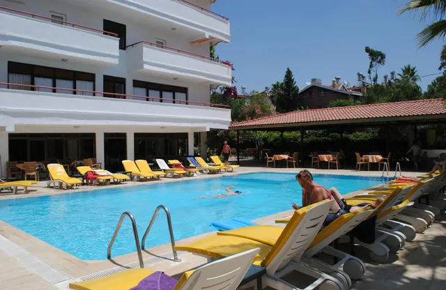 Beyaz Saray Hotel