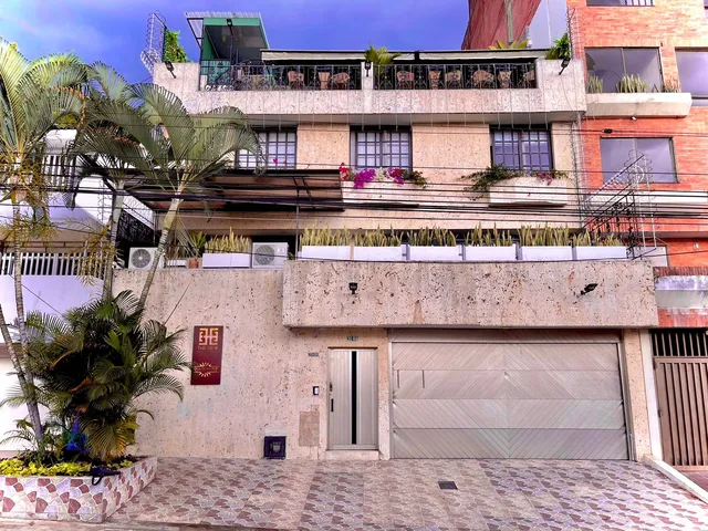 The View Hostel and Lounge