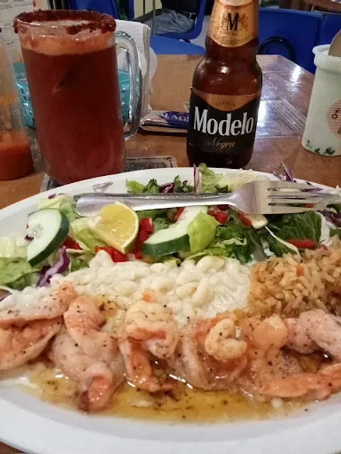 Mariscos Los Sombreritos