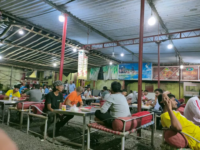 Mohammed Ali Dhaba (Veg & Non-Veg)