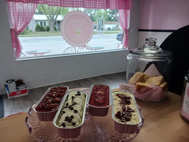 Sweet Momma Blaine's Bakery