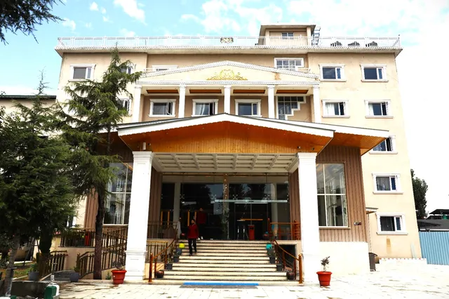 Platinum Grand Mamta