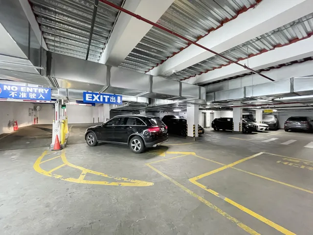 Teng Rui Parking lot II