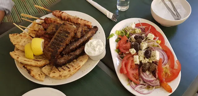 GReat Greek Food - Grill House
