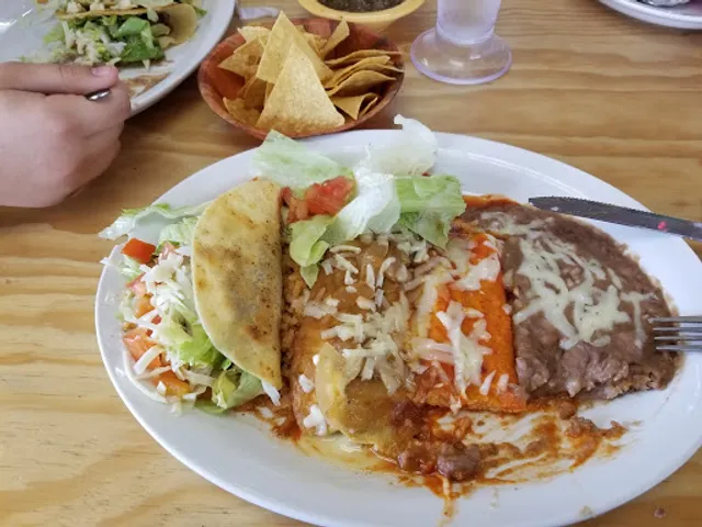 El Crucero Restaurant