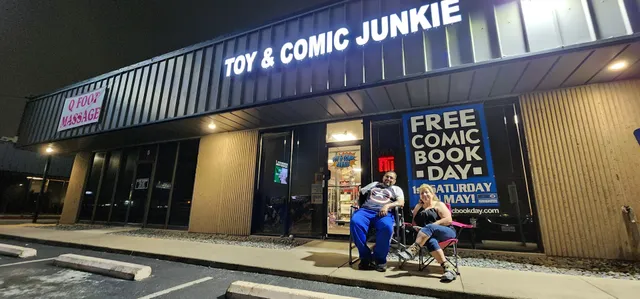 TOY AND COMIC JUNKIE