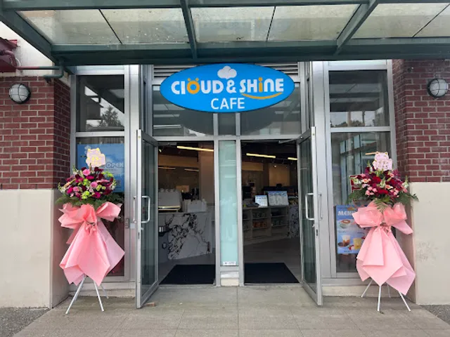 Cloud & Shine Cafe