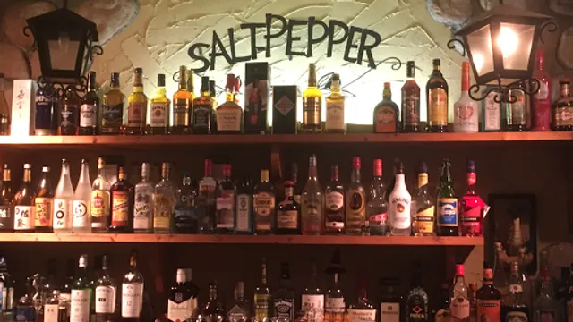 FOODS&BAR ソルト＆ペッパー