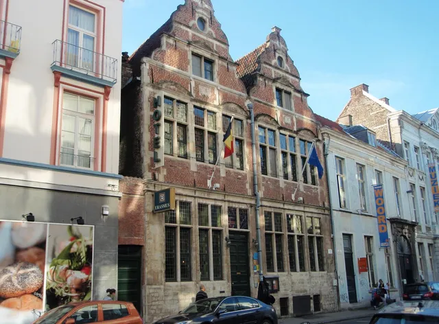 Erasmus Hotel Restaurant