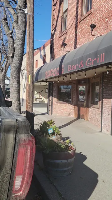 Rocco's Bar & Grill