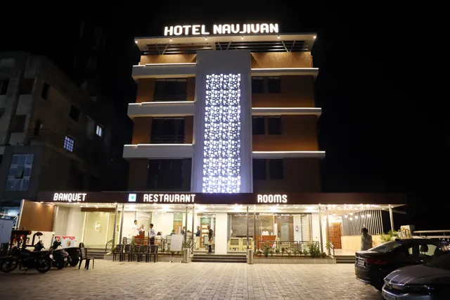 HOTEL NAVJIVAN