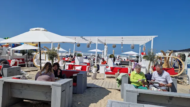 Sofie & Matthias Beach