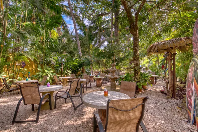 Sano Banano Restaurant & Bar