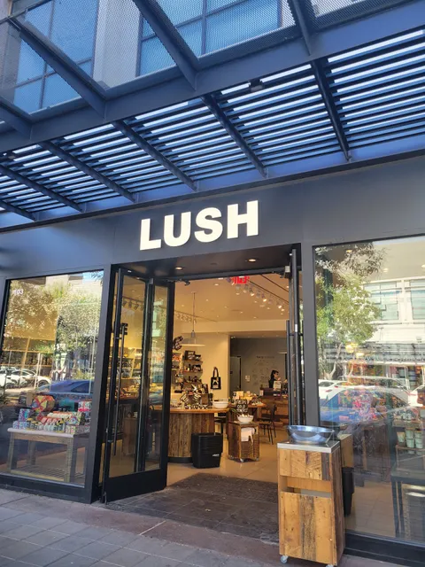 Lush Cosmetics San Tan Village