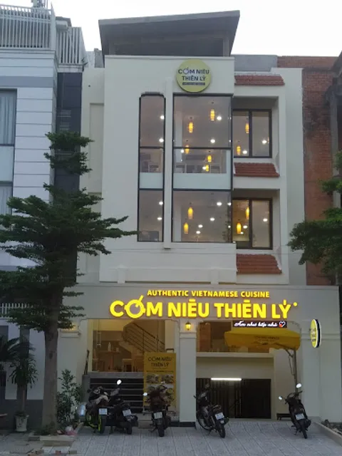 Cơm Niêu Thiên Lý