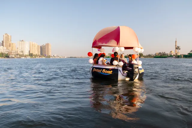 Donut Boat silver nile