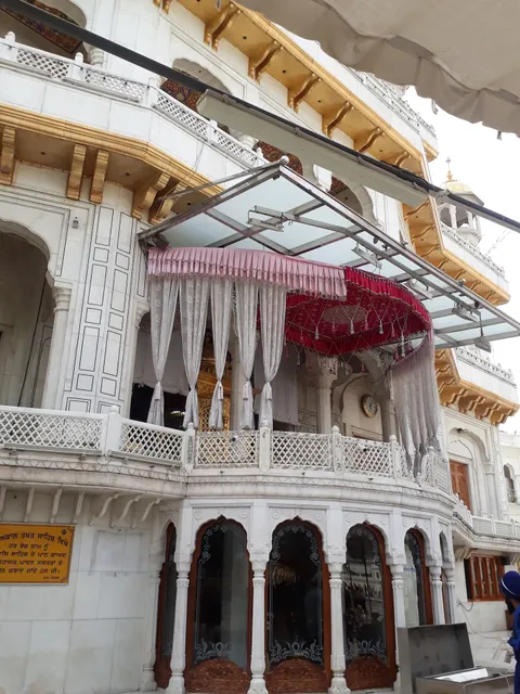 FabExpress Sant Golden Temple